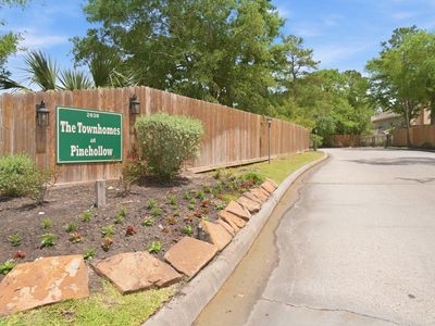 2030 Plantation Dr APT E4