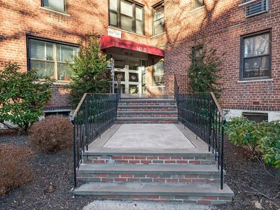 142-21 26th Ave APT 5D