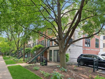 1812 S Dearborn St APT 3