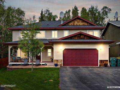 8900 Valley Brook Cir