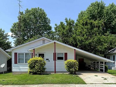 Property at 1412 E Poplar St, Petersburg, IN