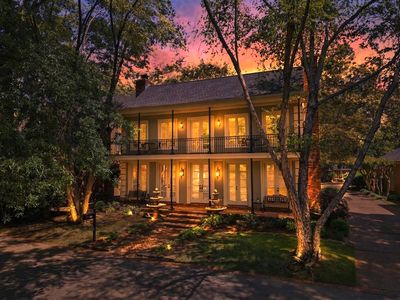 3324 Gallery Dr