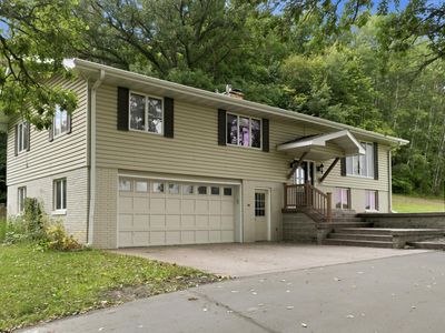 120 Leising Ave