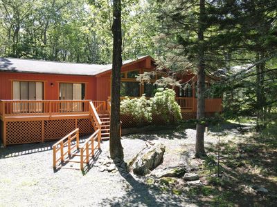 Property at 127 Fetlock Dr, Hawley, PA