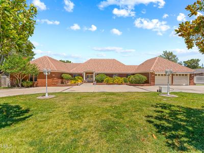 43636 Devyn Ln