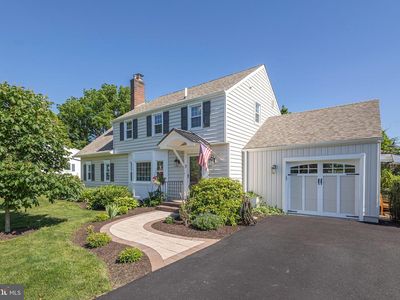 7 Colonial Ridge Dr