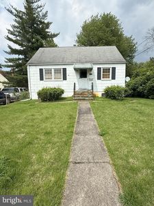 145 S Huron Dr