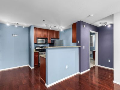 1970 Columbia St Unit 204