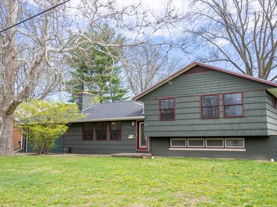 1902 Golfview Dr