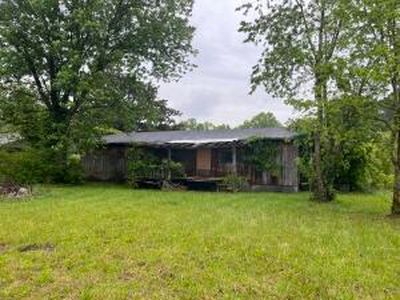447 Durkee Rd SE
