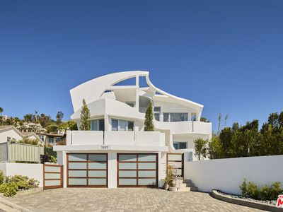 3885 Rambla Orienta
