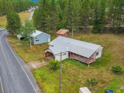 140 Ridgeway Dr
