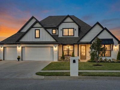 414 N 84th Pl