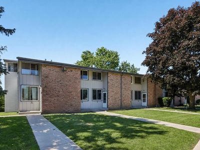 1444 Big Bend ROAD #C