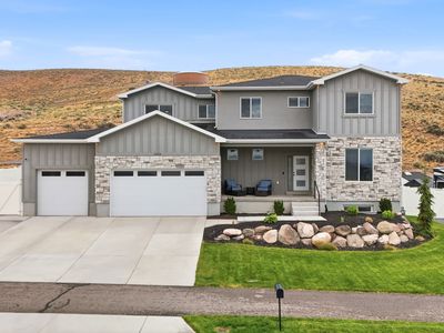 2323 E Patriot Dr
