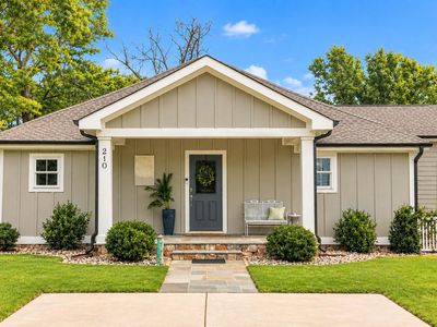 210 Bellamy Ln