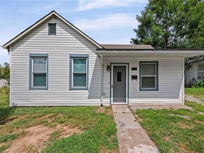 Property at 1138 Kansas St, Leavenworth, KS