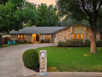 10507 Ronwood Dr
