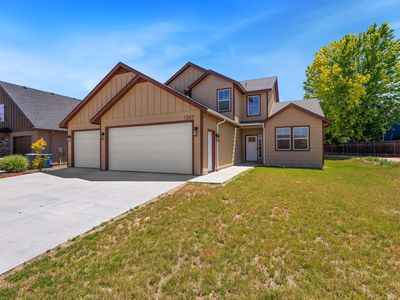 1207 W Blaine Ave