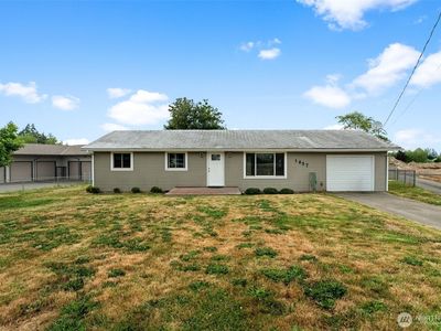 1637 SE Salmonberry Road