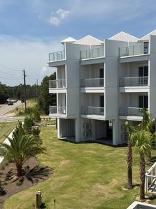 30 Camp Creek Rd N APT 3