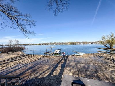 13010 Fenton Sq