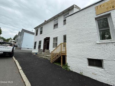 1 Lincoln Avenue