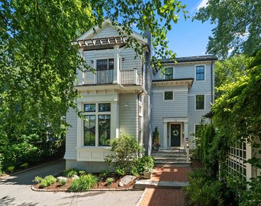 19 Saville St