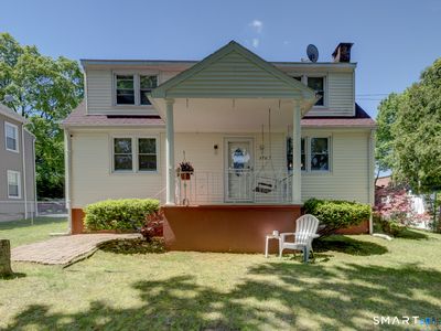 276 Farmington Avenue