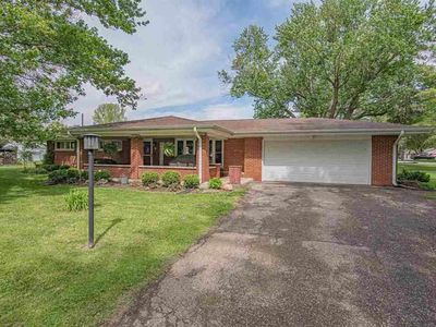2931 Maze Ave