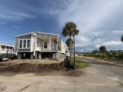 213 Flamboyant St #213
