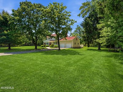11 Jumping Brook Drive