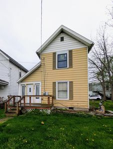373 W Church St