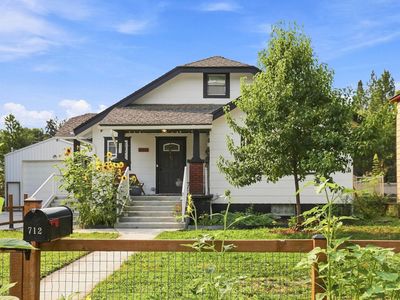712 E 9th Ave