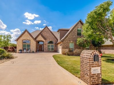3409 White Oaks Dr