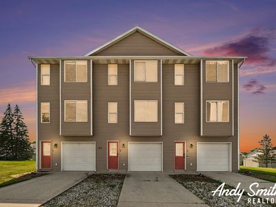 364 Harbor Town Ct