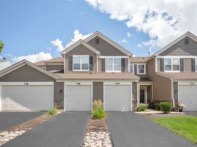 Property at 736 Woodewind Dr, Naperville, IL