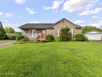 Property at 10416 Duke Ct, Fairdale, KY