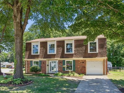 224 Dublin Ct