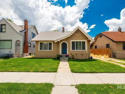 1707 2nd St S