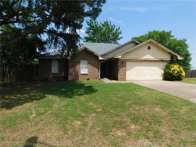 9300 Darlington Cir