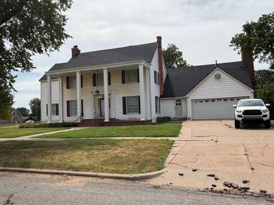 Property at 1019 S Kansas Ave, Cherokee, OK