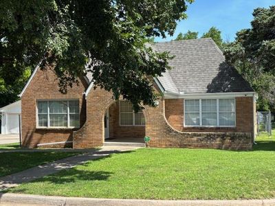 2037 NE 16th Ter