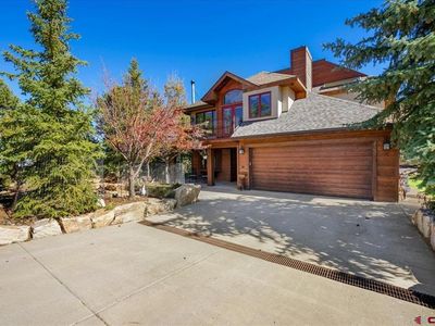 2190 Ponderosa Drive