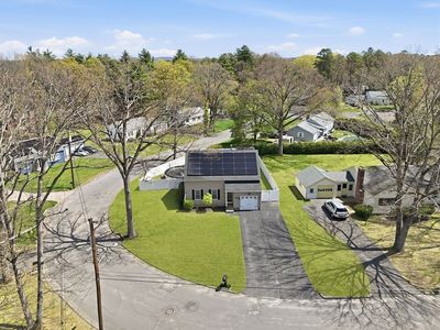 33 Winding Ln