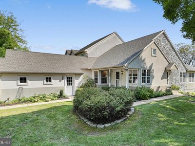 801 Tanglegate Pl