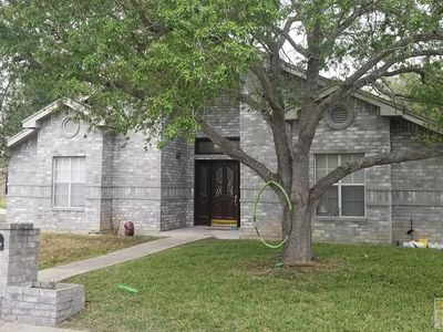 2901 Lakewood