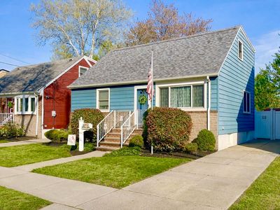 Property at 364 Avenue E, Bayonne, NJ