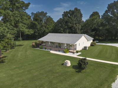 214 Boone Hill Rd