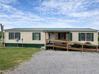 273 Thompson Rd
